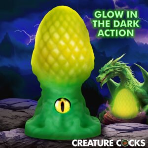 AH673-Green Eye of the Dragon Silicone Butt Plug - Green