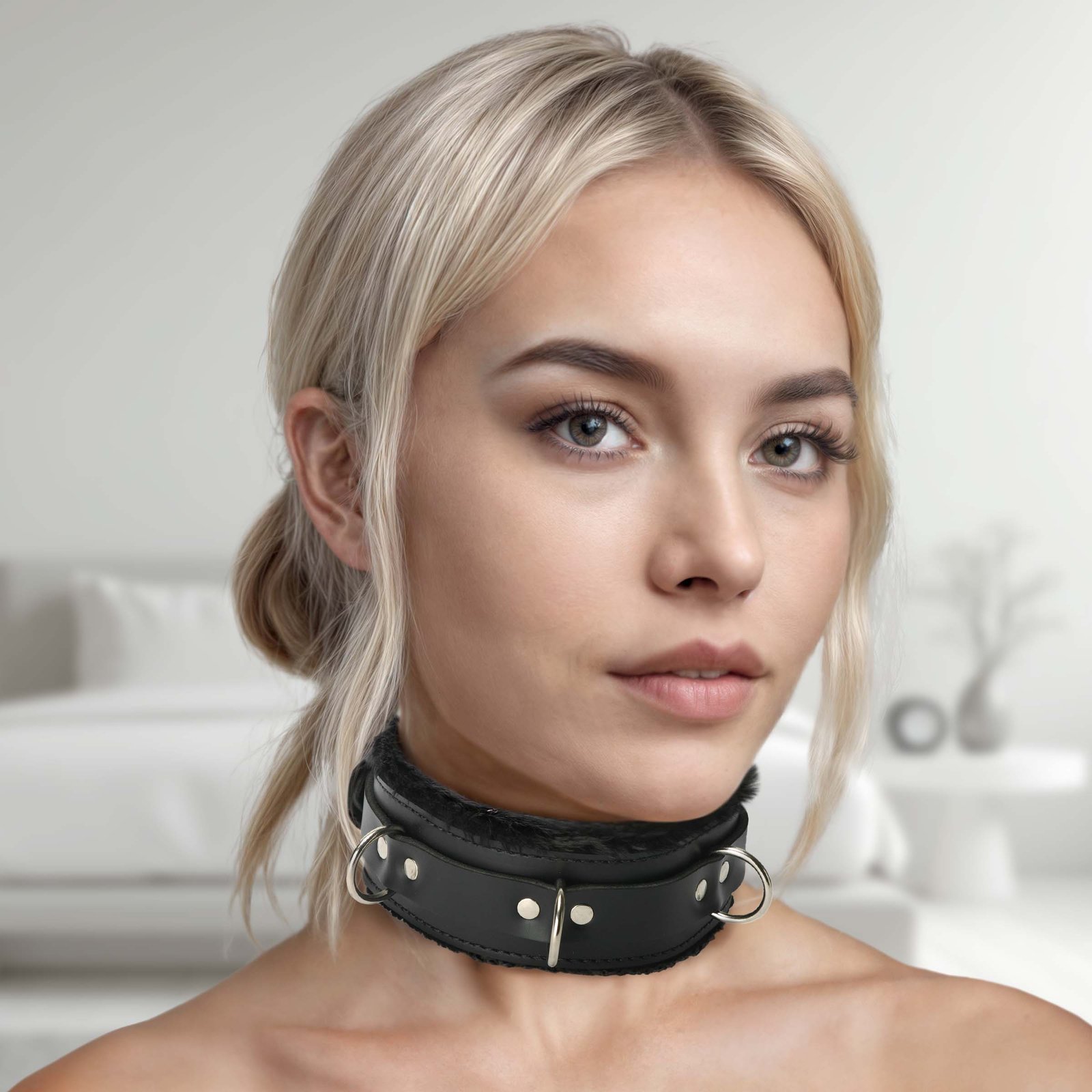 SV503_Ai_Female SV503-SM Strict Leather Premium Fur Lined Locking Collar- SM