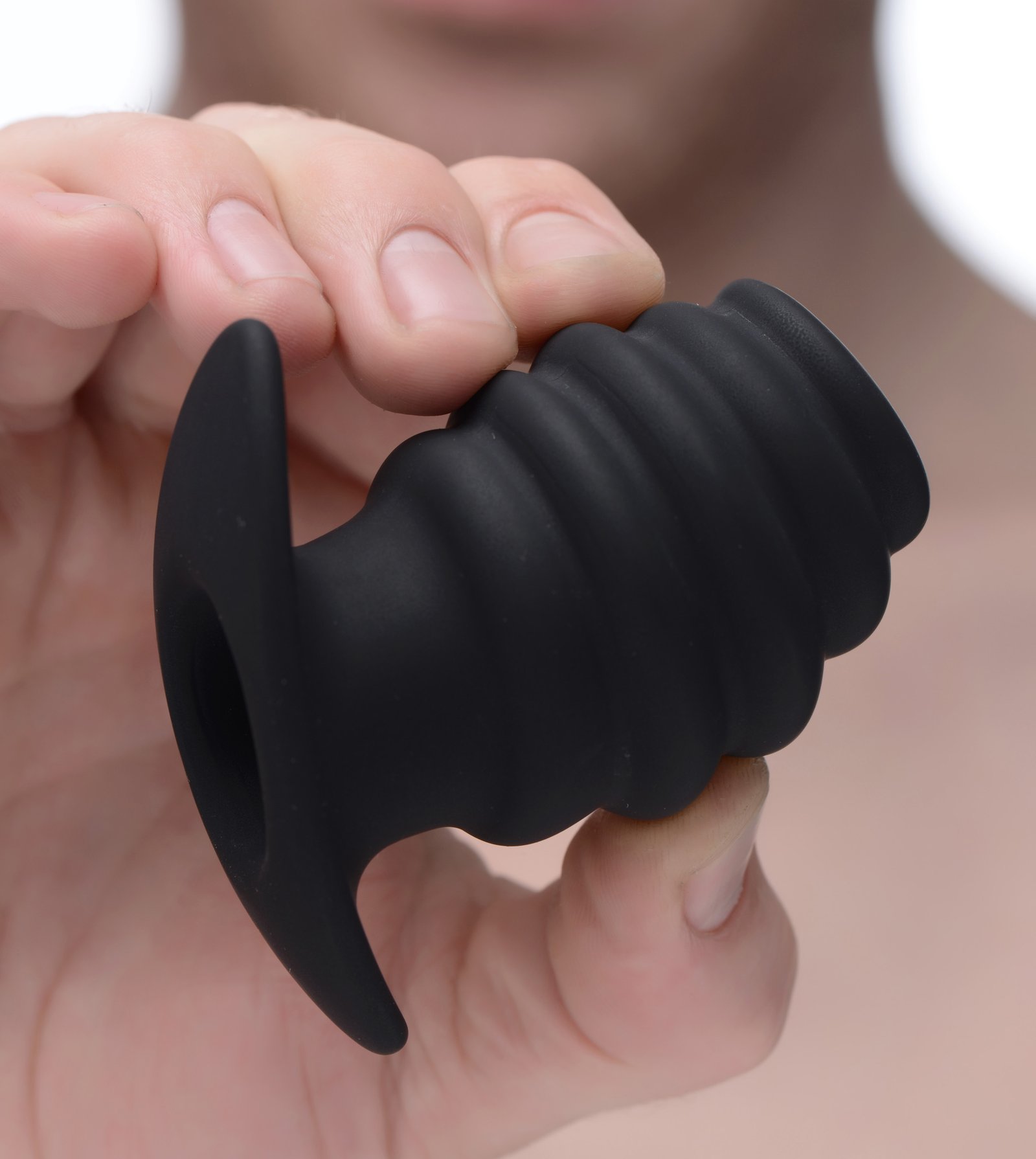 af982-small-male-model-001 AF982-Small Hive Ass Tunnel Silicone Ribbed Hollow Anal Plug - Small