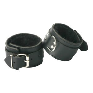 VE933-Wrist Strict Leather Fur Lined Wrist Cuffs